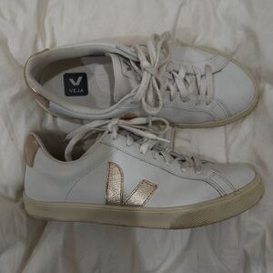 Rose Gold Vejas